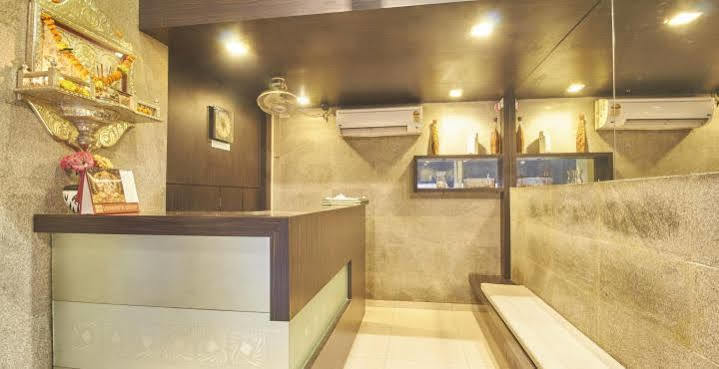 Hotel Mourya Residency Thane Buitenkant foto